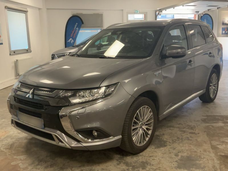 Mitsubishi Outlander 2.4 PHEV 4WD