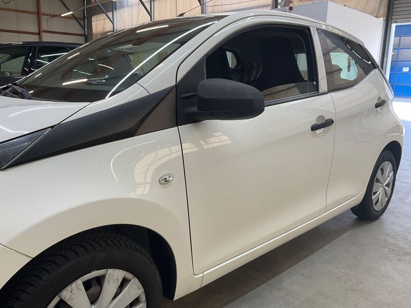 Toyota Aygo 1.0 X 2017 – снимка 2