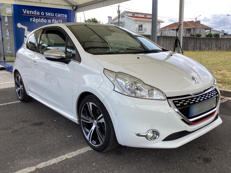 Peugeot 208 1.6 THP GTi — zdjęcie 8