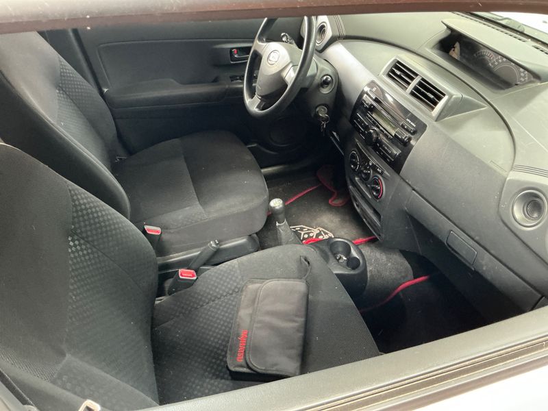 Daihatsu Materia 1.3 — zdjęcie 3