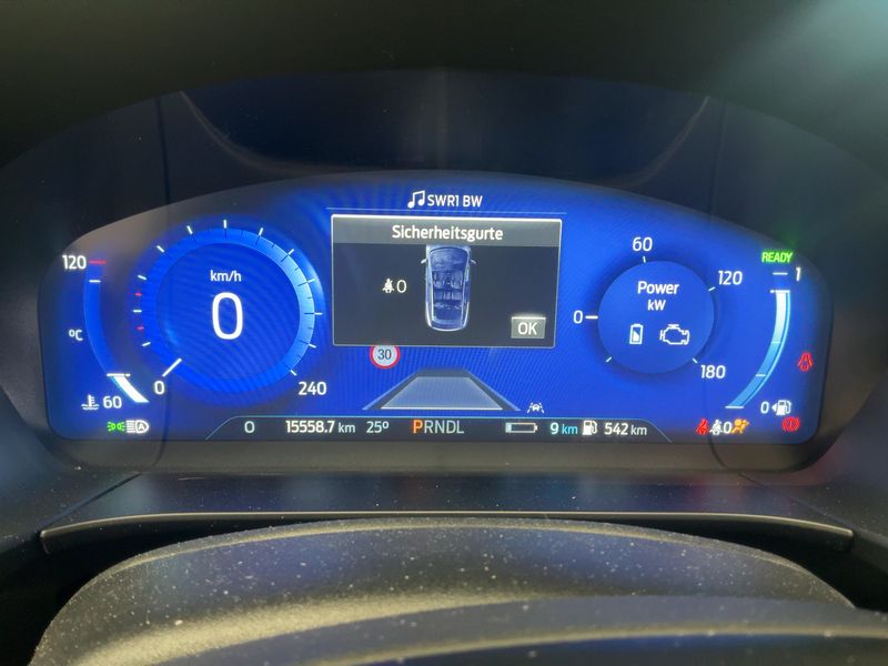 Ford Kuga 2.5 Plug-in Hybrid Titanium — zdjęcie 13