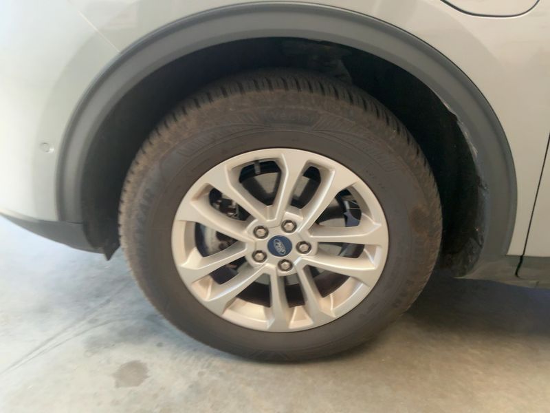 Ford Kuga 2.5 Plug-in Hybrid Titanium 2022 – снимка 3
