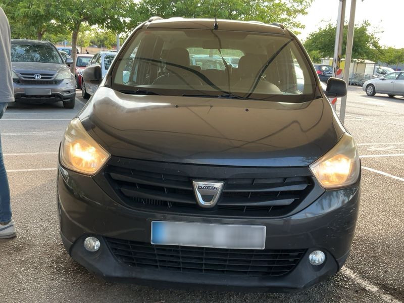 Dacia Lodgy 1.5 dCi Diesel Ambiance — zdjęcie 9