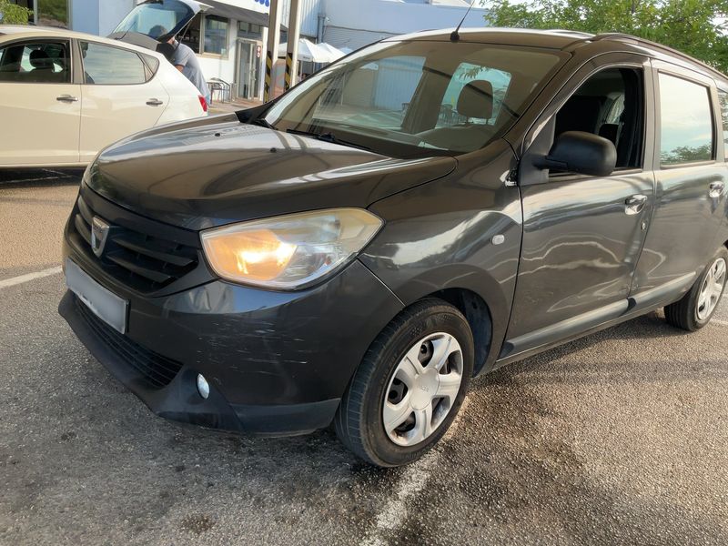 Dacia Lodgy 1.5 dCi Diesel Ambiance — zdjęcie 2