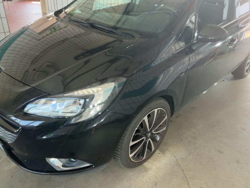 Opel Corsa 1.4 Edition — zdjęcie 2