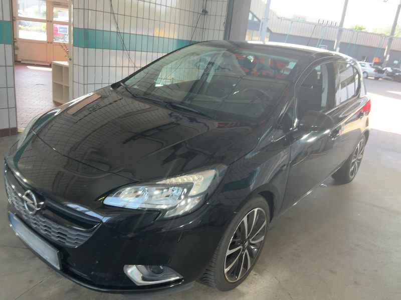 Opel Corsa 1.4 Edition — zdjęcie 1