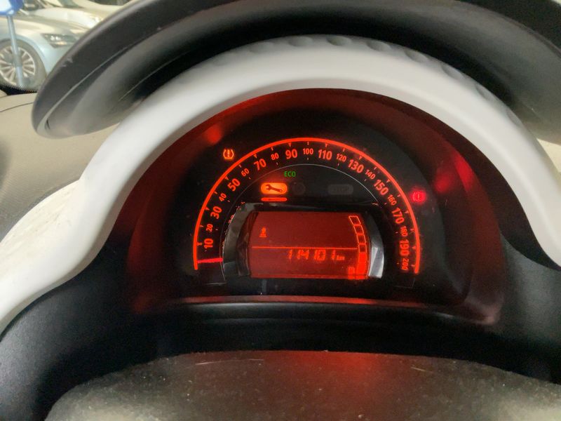 Renault Twingo 0.9 Energy Intens — zdjęcie 13