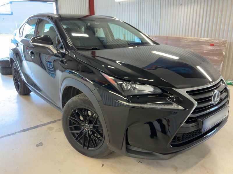 Lexus NX-Serie NX 300h — zdjęcie 8