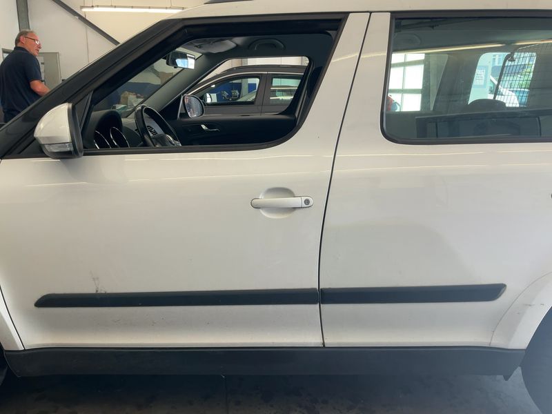 Skoda Yeti 1.4 TSI Ambition — zdjęcie 4