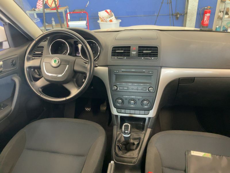 Skoda Yeti 1.4 TSI Ambition — zdjęcie 12