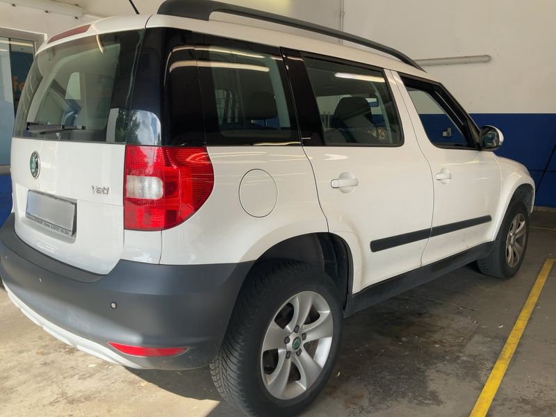 Skoda Yeti 1.4 TSI Ambition — zdjęcie 6