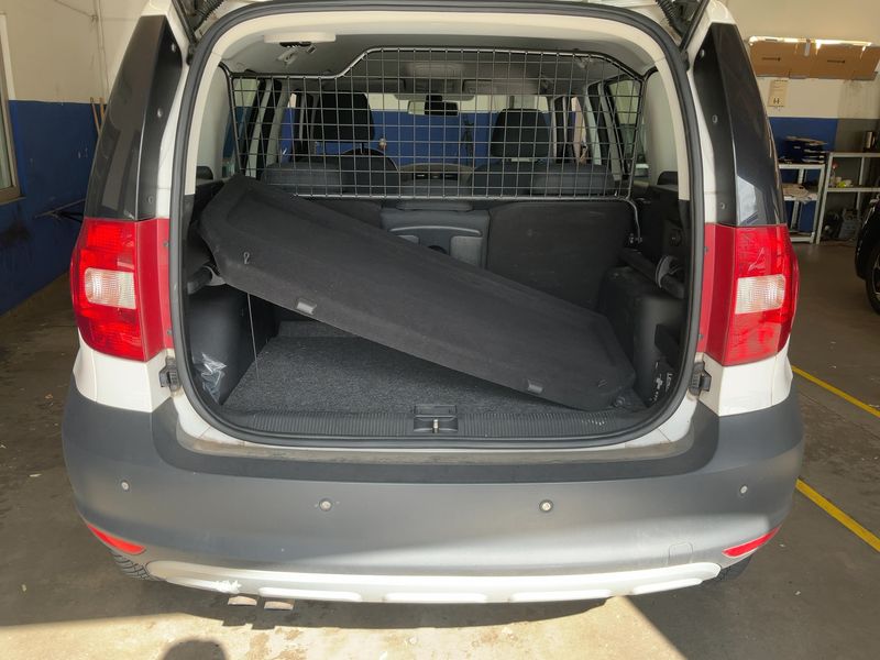 Skoda Yeti 1.4 TSI Ambition — zdjęcie 10