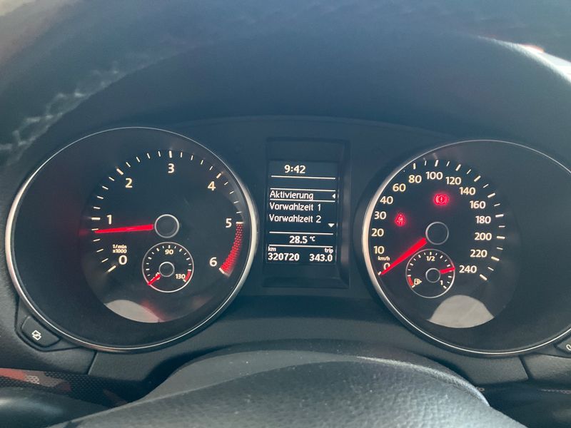 Volkswagen Golf VI 2.0 TDI Comfortline — zdjęcie 4