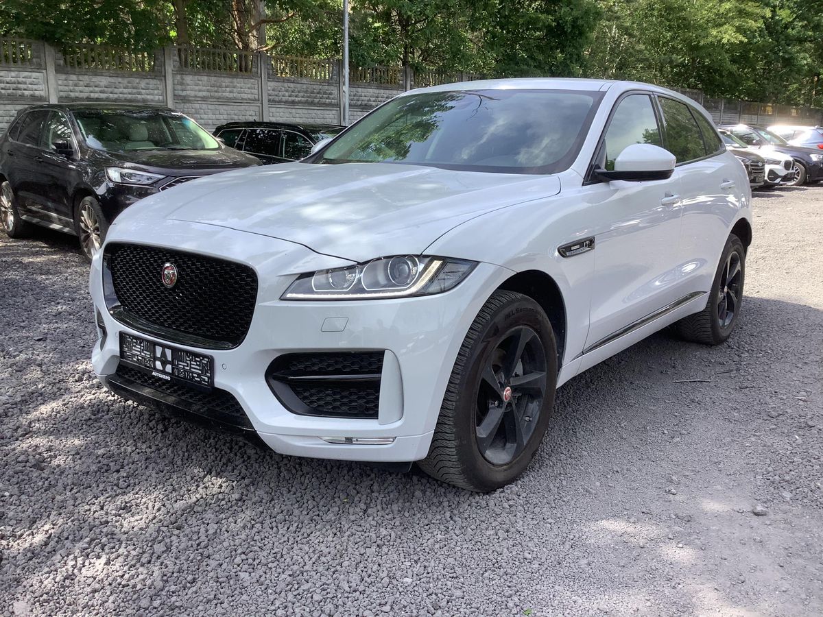Jaguar F-Pace 2016