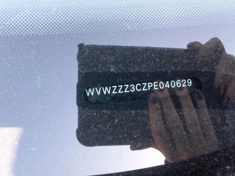 Volkswagen Passat 2.0 TDI Business — zdjęcie 16