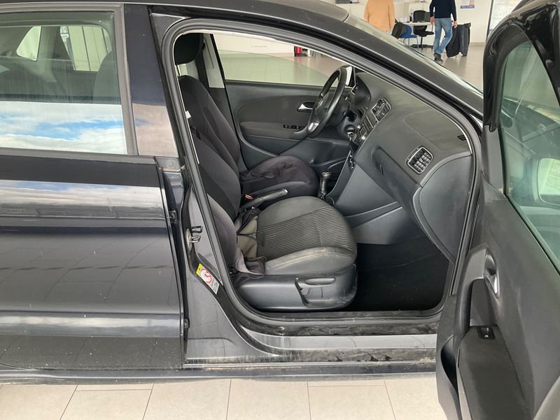 Volkswagen Polo 1.6 TDI Highline BlueMotion Tech — zdjęcie 3
