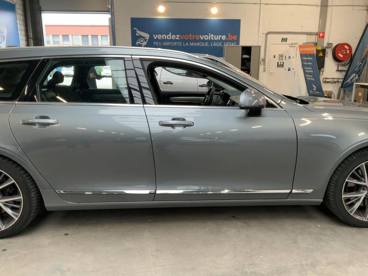 Volvo V90 2017 — photo 10