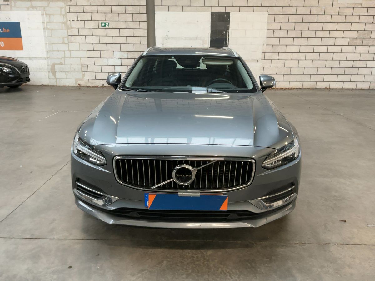 Volvo V90 2017 — photo 14
