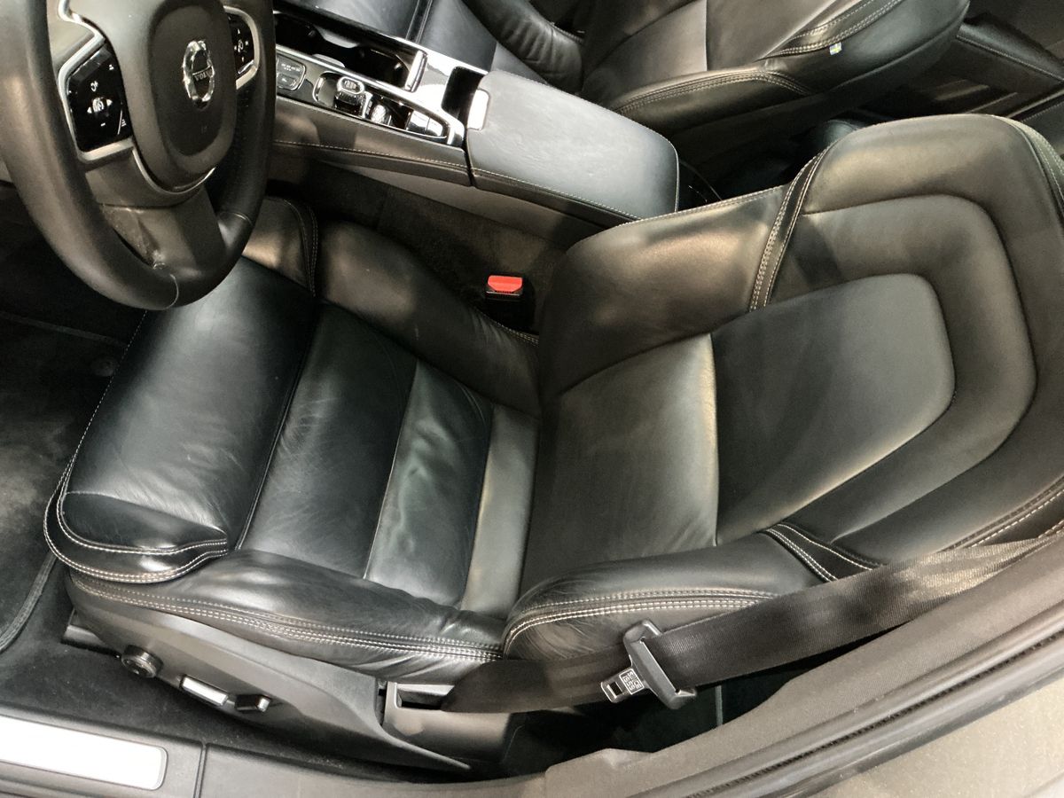 Volvo V90 2017 — photo 35