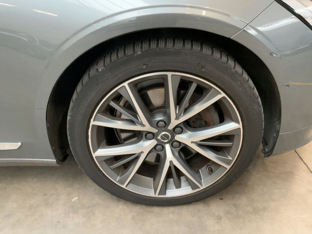 Volvo V90 2017 — photo 11