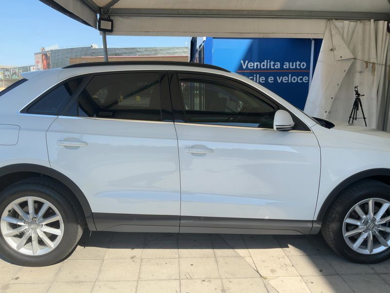 Audi Q3 2.0 TDI quattro Business — zdjęcie 7