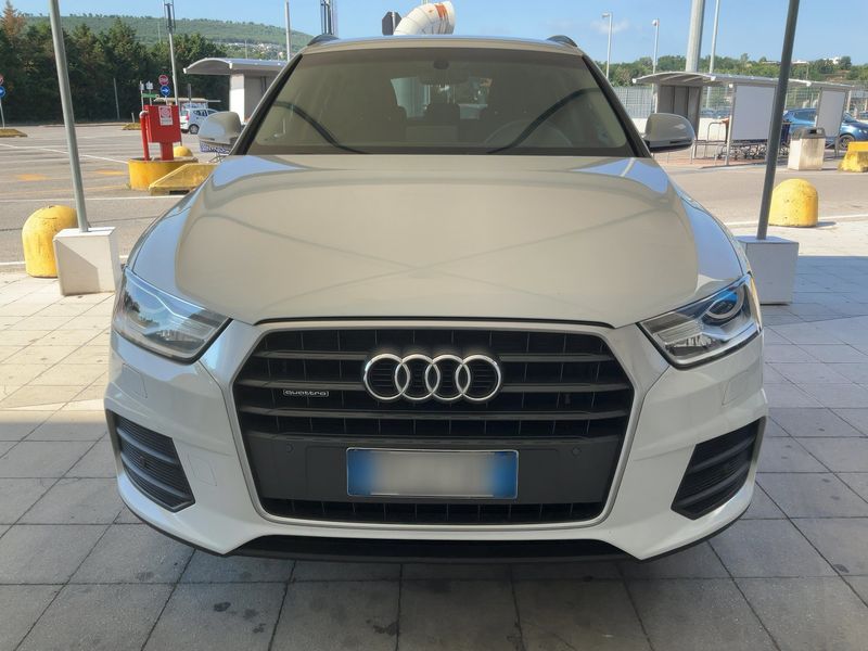 Audi Q3 2.0 TDI quattro Business — zdjęcie 9