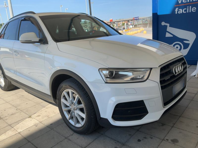 Audi Q3 2.0 TDI quattro Business — zdjęcie 8