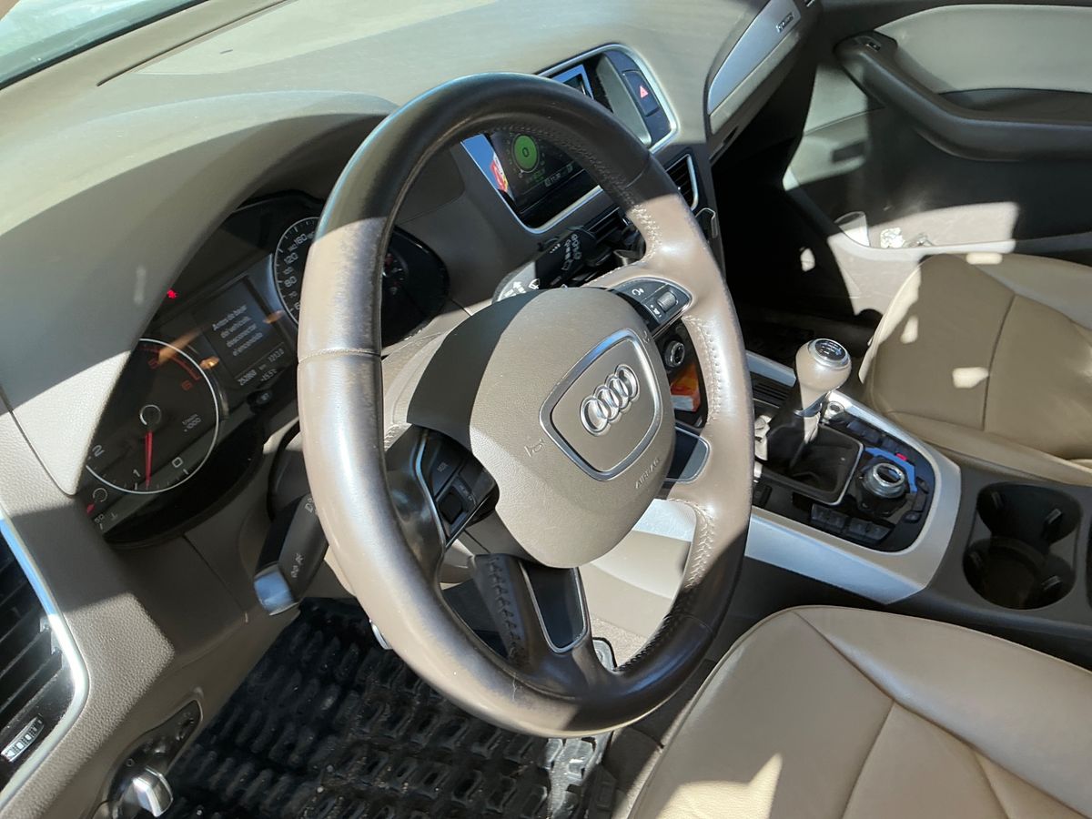 Audi Q5 2015 — photo 25