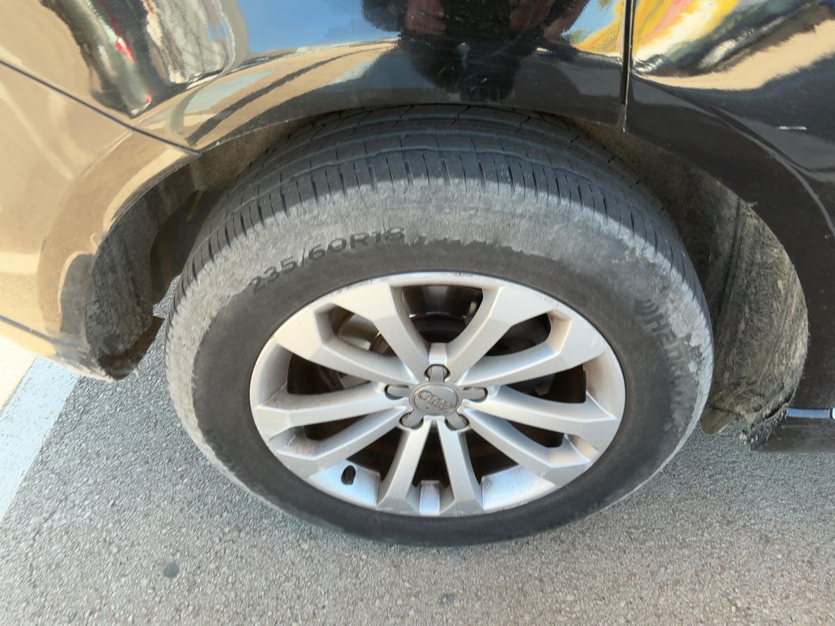 Audi Q5 2015 — photo 10