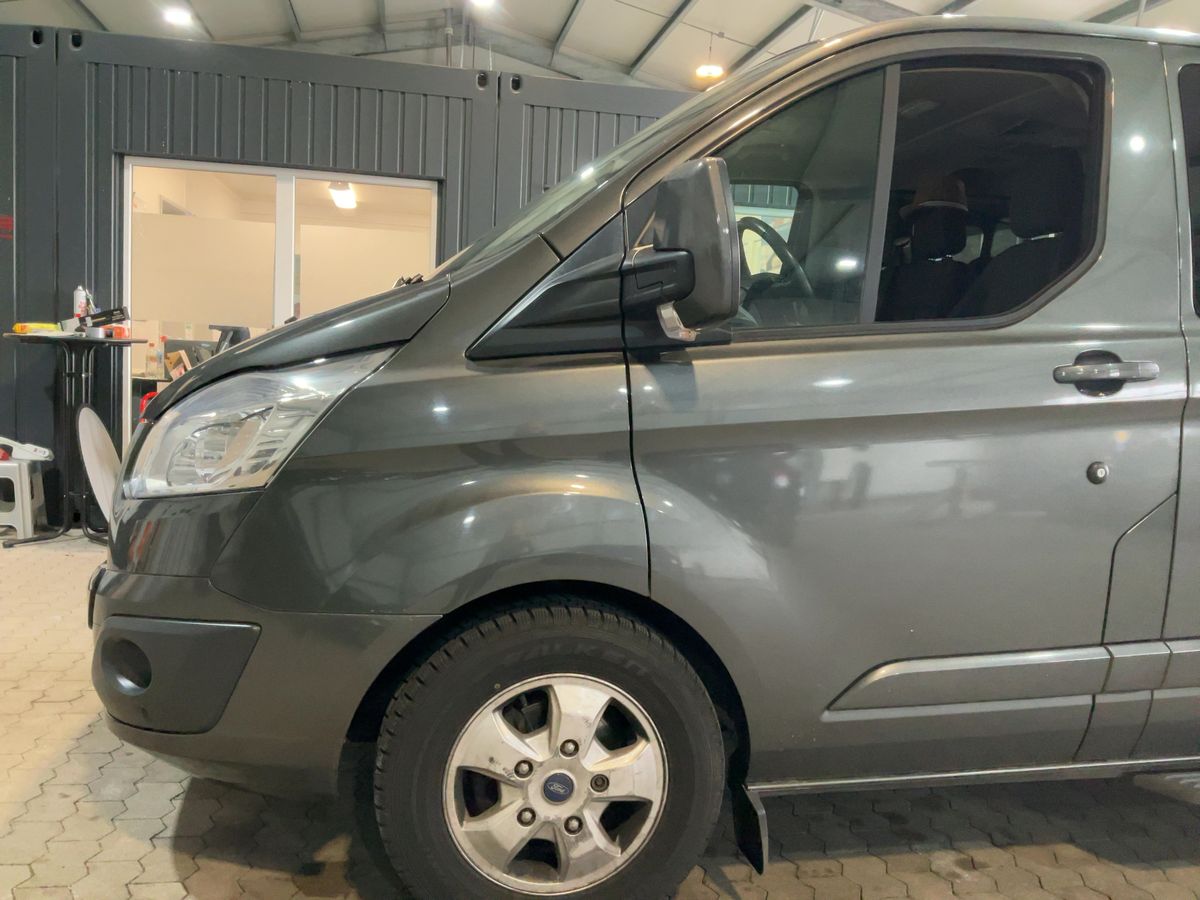 Ford Transit 2.0 TDCi 310 L2 Tourneo Titanium