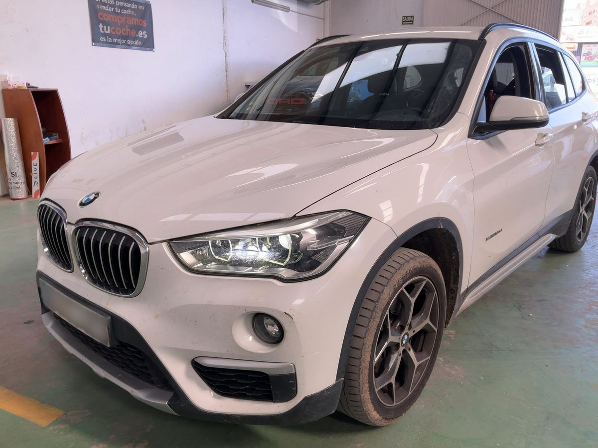 BMW X1 2016 — photo 1