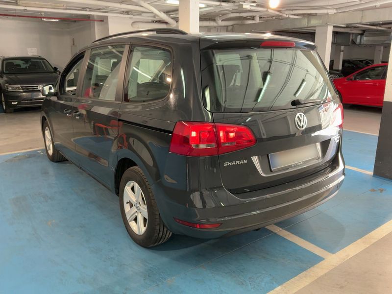 Volkswagen Sharan 2.0 TDI Edition BlueMotion Tech — zdjęcie 3
