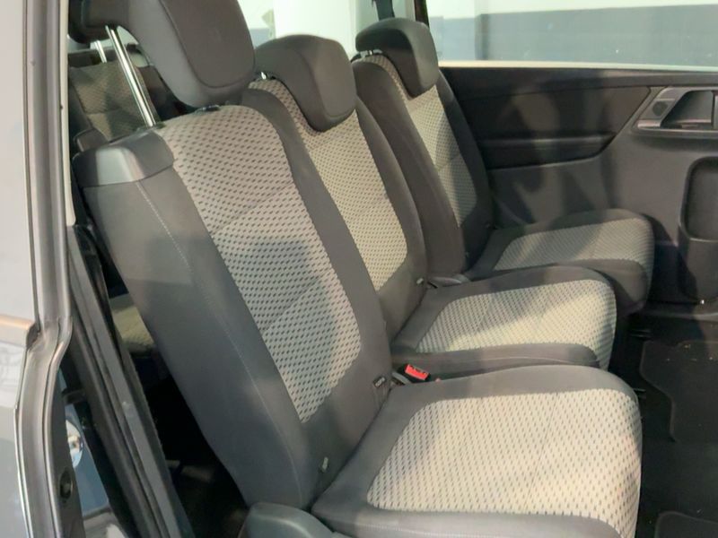 Volkswagen Sharan 2.0 TDI Edition BlueMotion Tech — zdjęcie 14