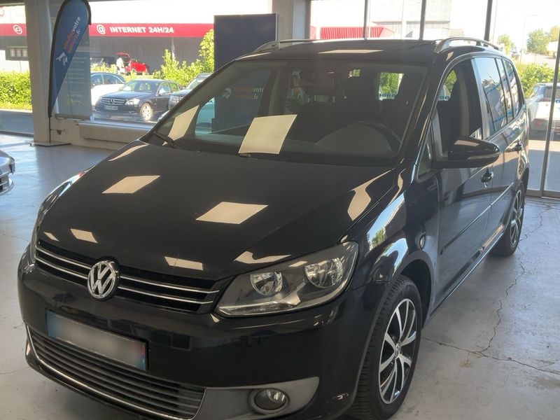 Volkswagen Touran 2.0 TDI Design Edition 2011