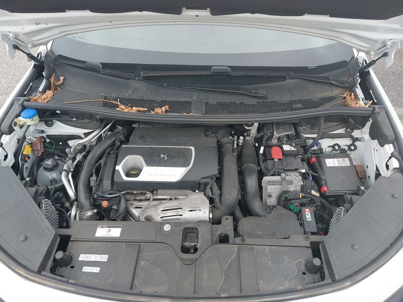 DS Automobiles DS7 Crossback 1.6 E-Tense Hybrid 4x4 Performance Line Plus — zdjęcie 8