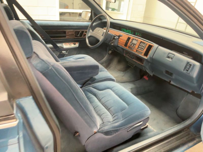 Buick Park Avenue 3.8 V6 Basis — zdjęcie 11