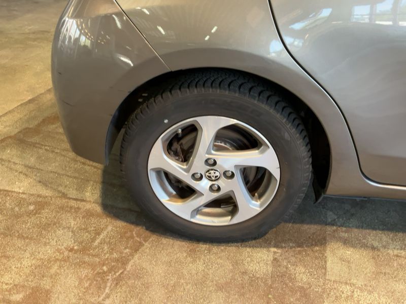 Toyota Yaris 1.5 Hybrid Edition-S 2016 – снимка 9