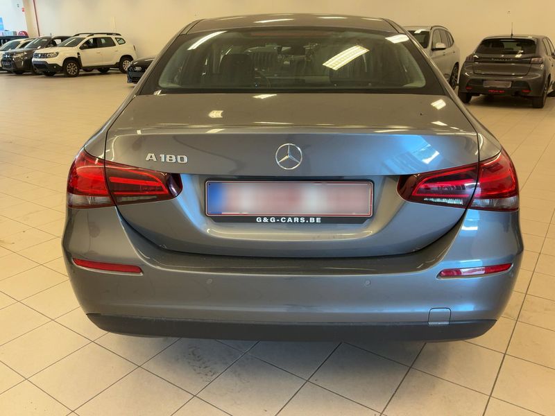 Mercedes-Benz A-Klasse Limousine A 180 — zdjęcie 5
