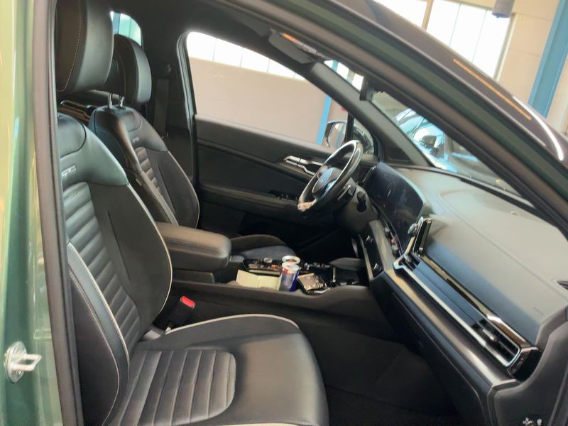 Kia Sportage 1.6 TGDI Mild-Hybrid GT-Line 4WD — zdjęcie 11