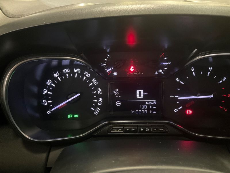 Citroen C3 Aircross 1.2 PureTech Shine Business — zdjęcie 13