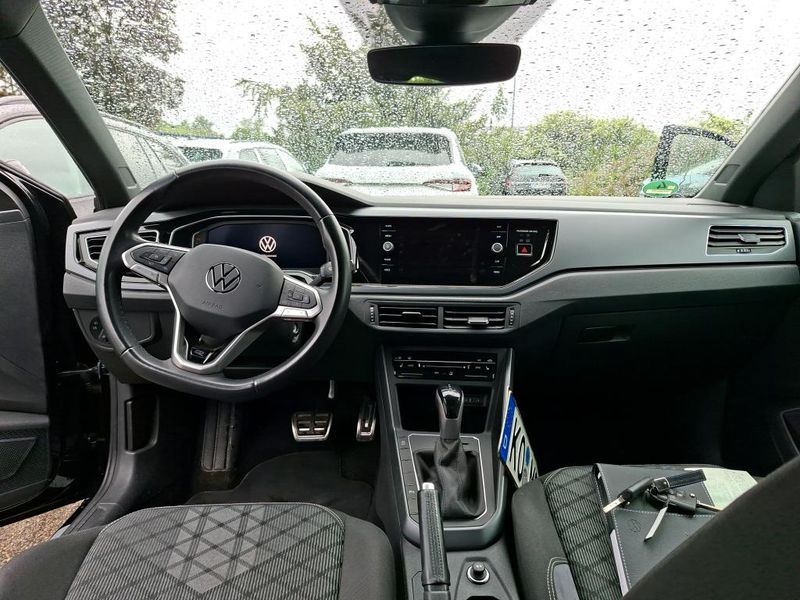 Volkswagen Taigo 1.0 TSI R-Line — zdjęcie 11