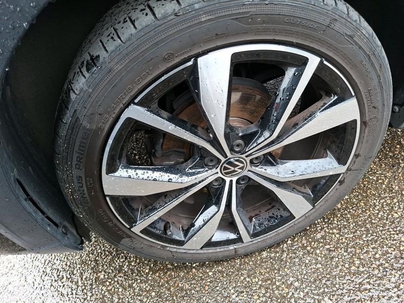 Volkswagen Taigo 1.0 TSI R-Line — zdjęcie 24