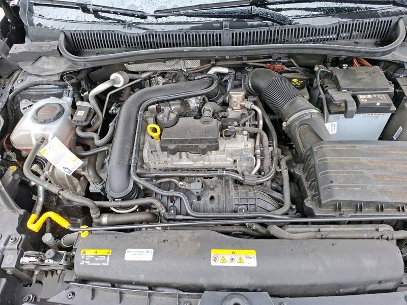 Volkswagen Taigo 1.0 TSI R-Line — zdjęcie 8