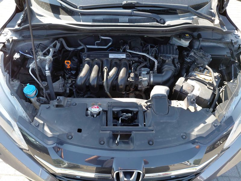 Honda HR-V 1.5 i-VTEC Elegance — zdjęcie 8