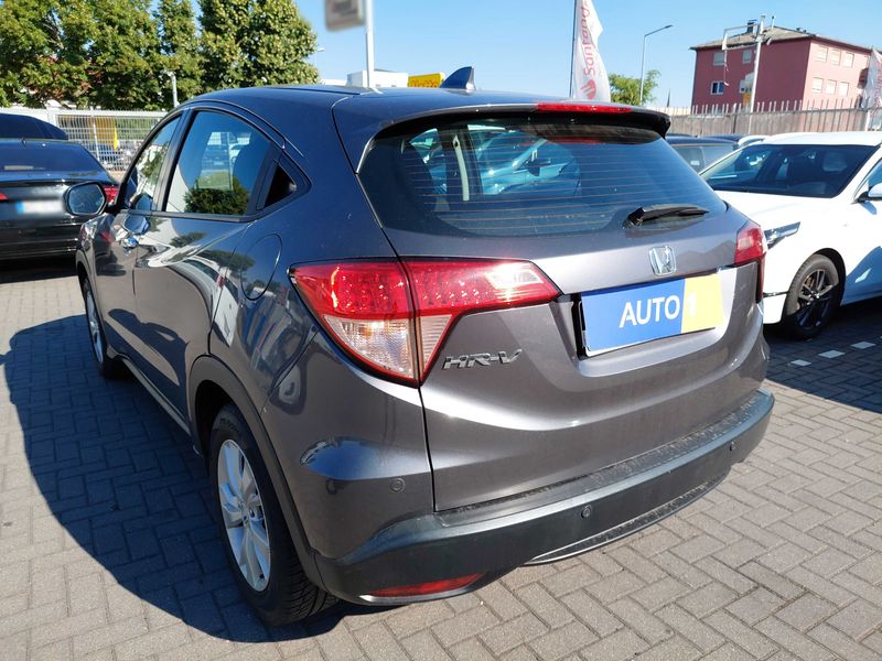 Honda HR-V 1.5 i-VTEC Elegance — zdjęcie 3