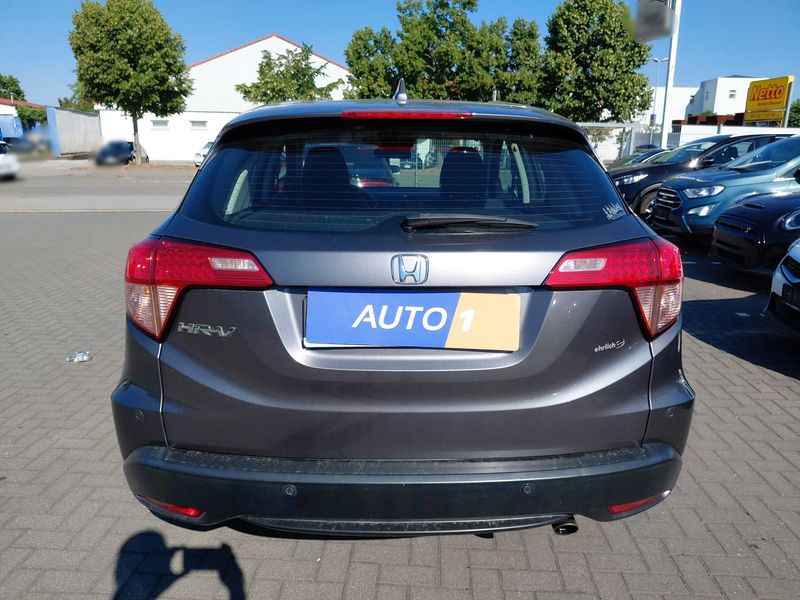 Honda HR-V 1.5 i-VTEC Elegance — zdjęcie 4