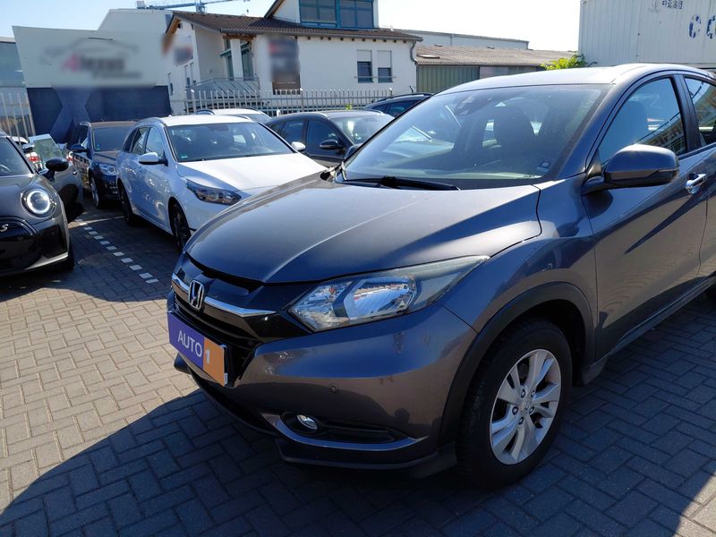 Honda HR-V 1.5 i-VTEC Elegance — zdjęcie 2