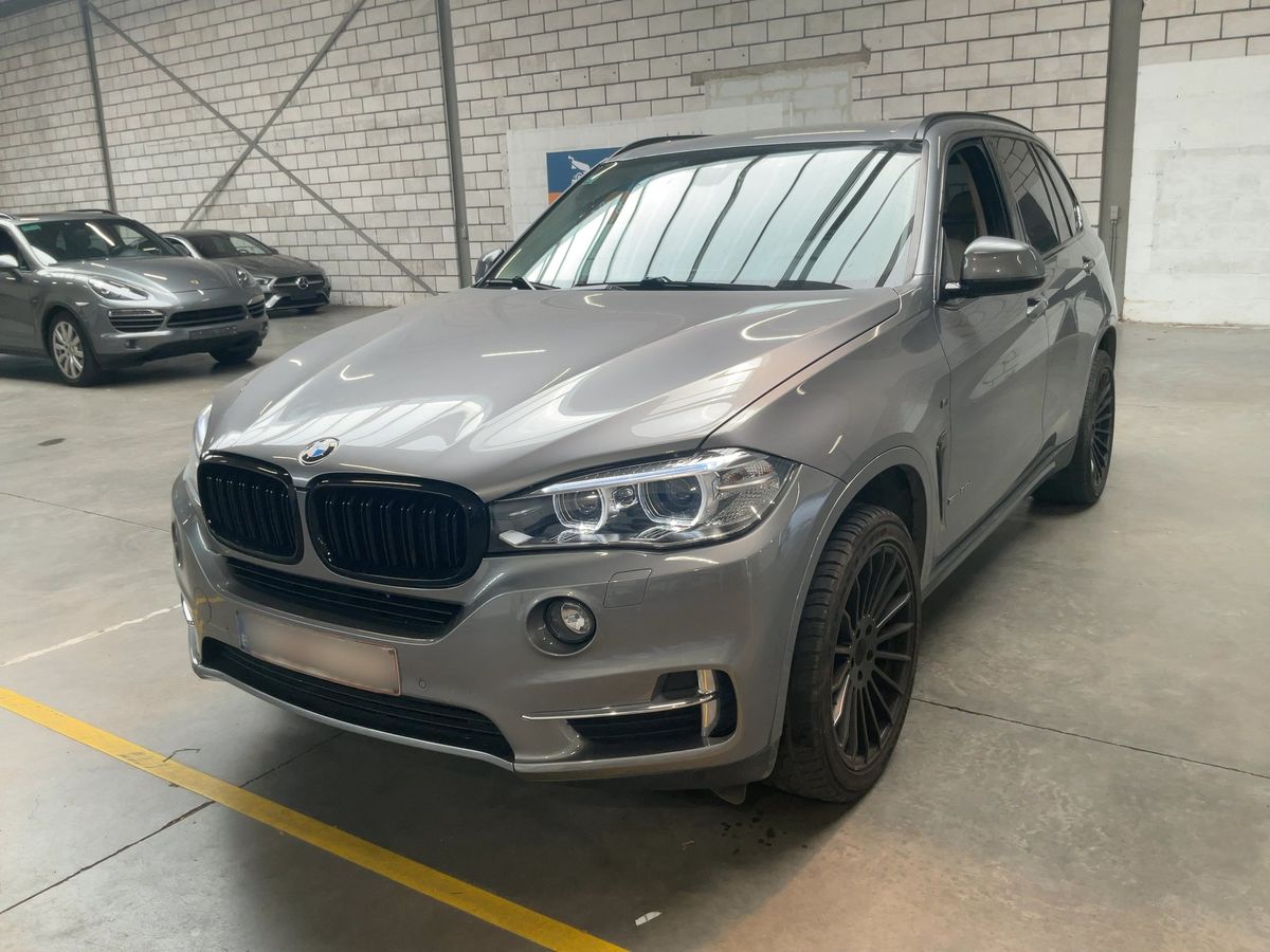 BMW X5 2017 — photo 1