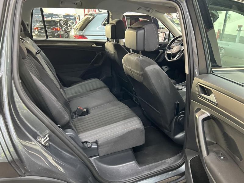 Volkswagen Tiguan Allspace 1.5 TSI ACT Life — zdjęcie 12