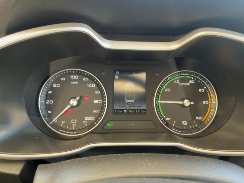 MG ZS electric drive 105 kW Comfort — zdjęcie 13